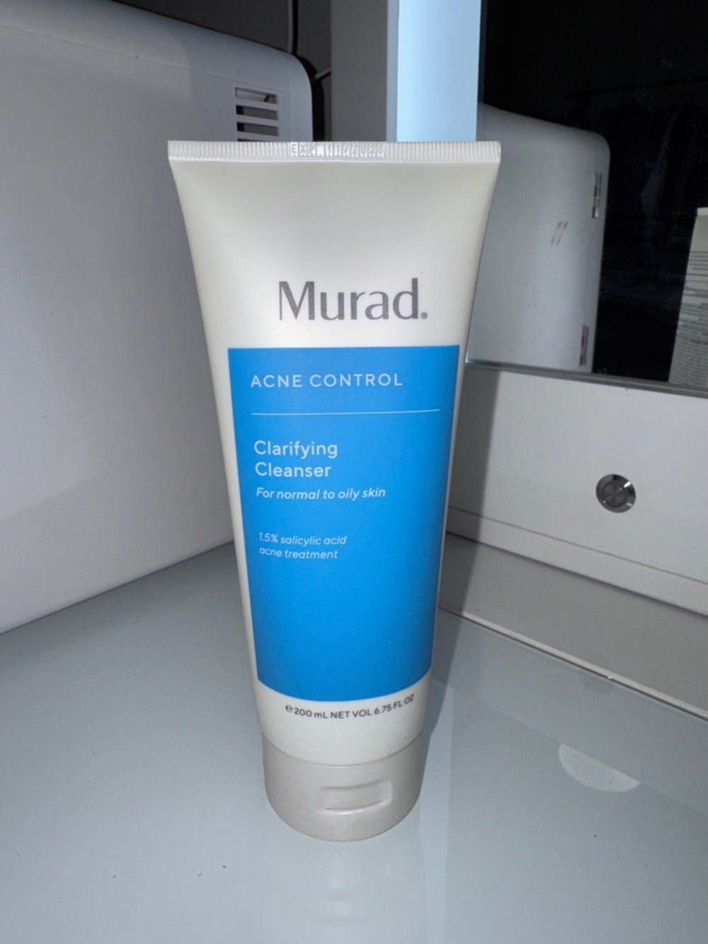 Murad Clarifying Cleanser Tube - White and Blue